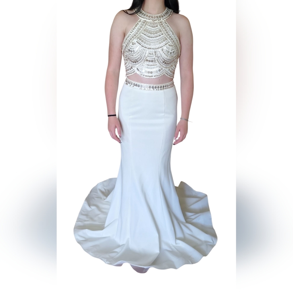 GIGI 2 Piece Le Femme Ivory With Rose Gold Sequins Prom Dress Womens Size 4 - Picture 3 of 16